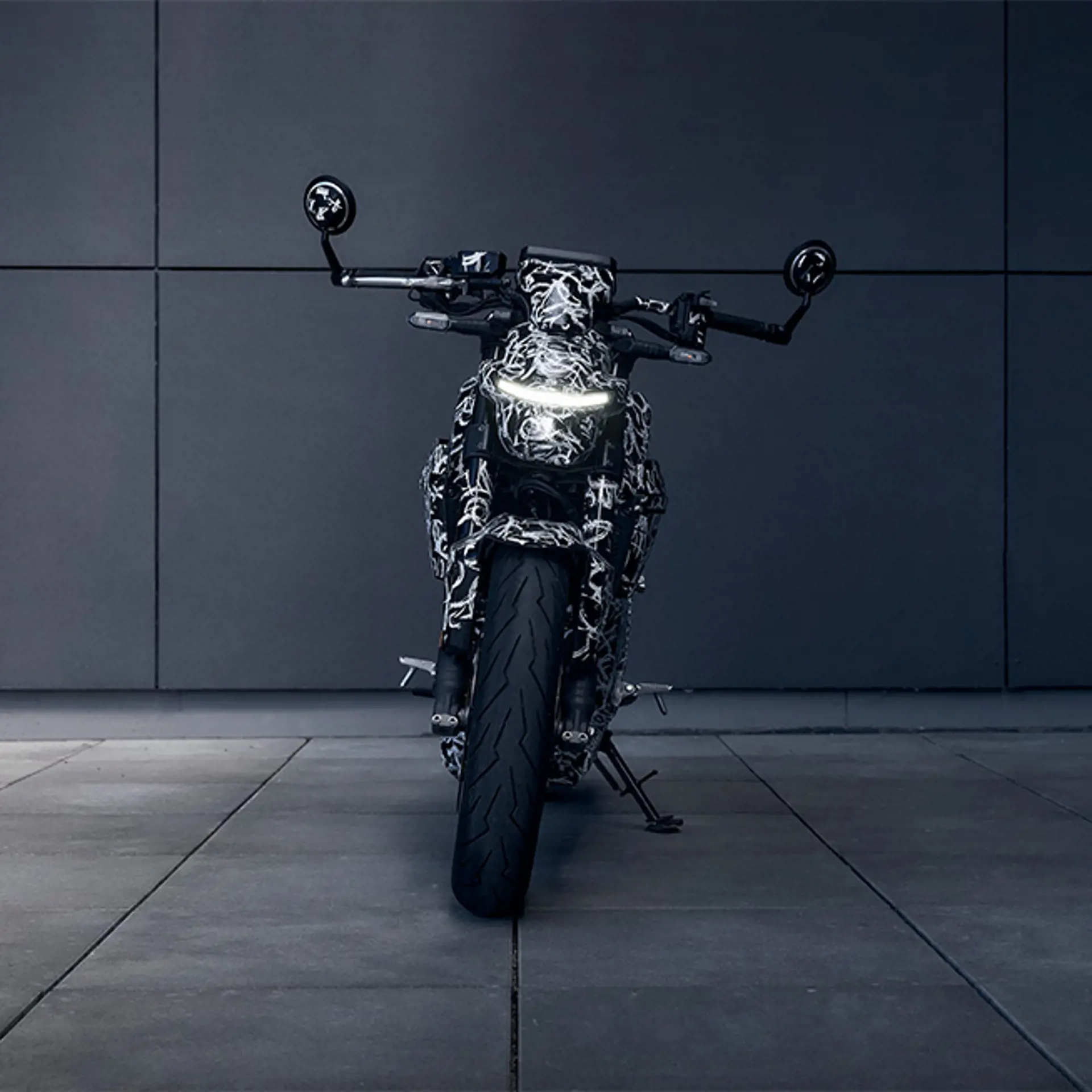 25YM EVF Teaser Statics 0082