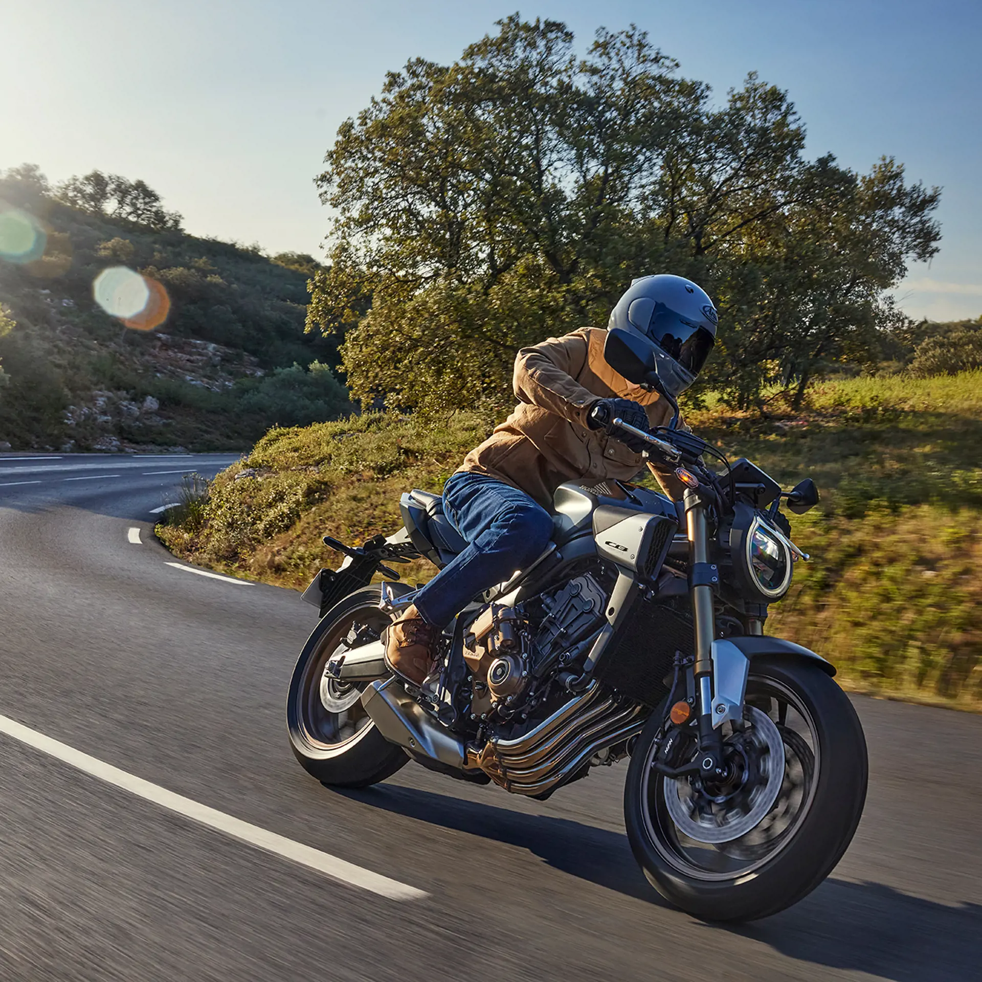 Honda CB650R med den revolutionerende E-Clutch teknologi