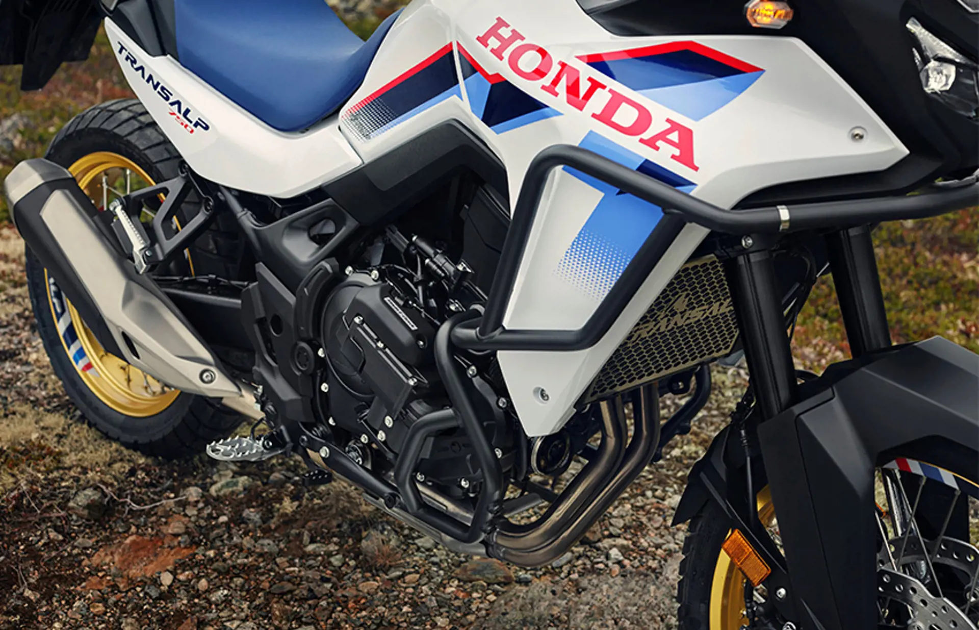 555880 26YM Honda XL750 Transalp (1)